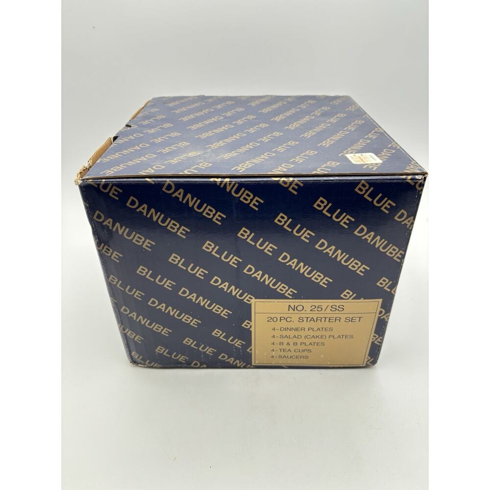 Blue Danube 20 Piece Starter Set (4 place settings) NO 25/SS NEW OLD STOCK (NOS)